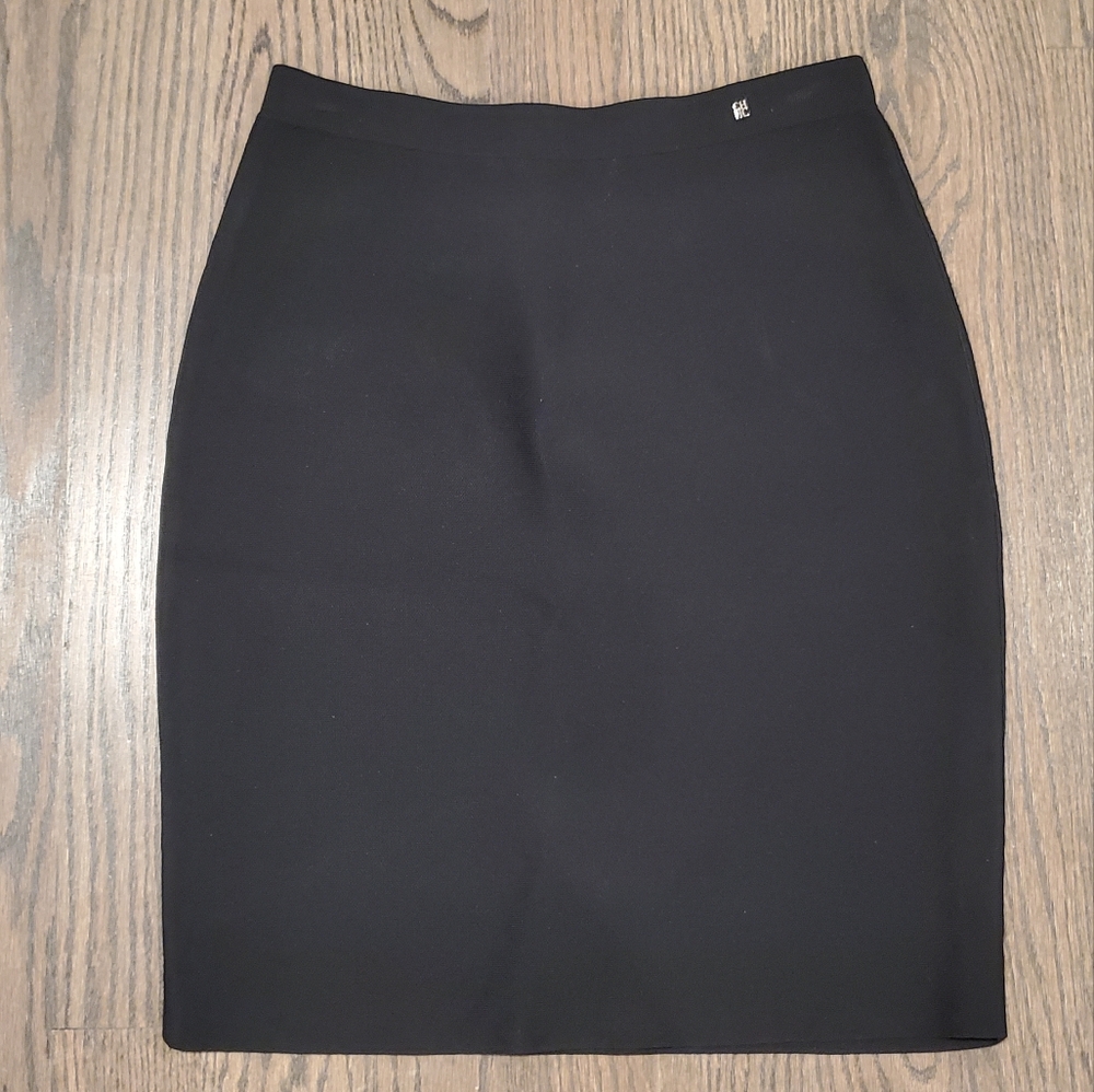 Carolina Herrera black knit skirt